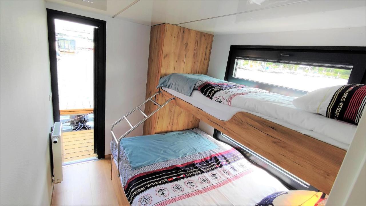 Houseboat Water King Apartament Plywajacy Dom Na Wodzie, 7 Os Wroclaw Exterior photo