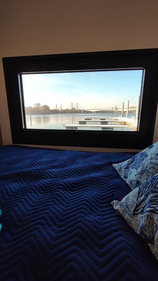 Houseboat Water King Apartament Plywajacy Dom Na Wodzie, 7 Os Wroclaw Exterior photo
